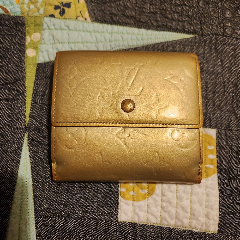 Louis Vuitton Vernis Monogram Trifold Wallet
